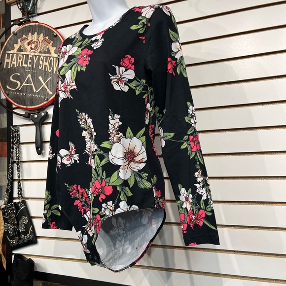 LuLaRoe Nova bodysuit size medium - Picture 2 of 8